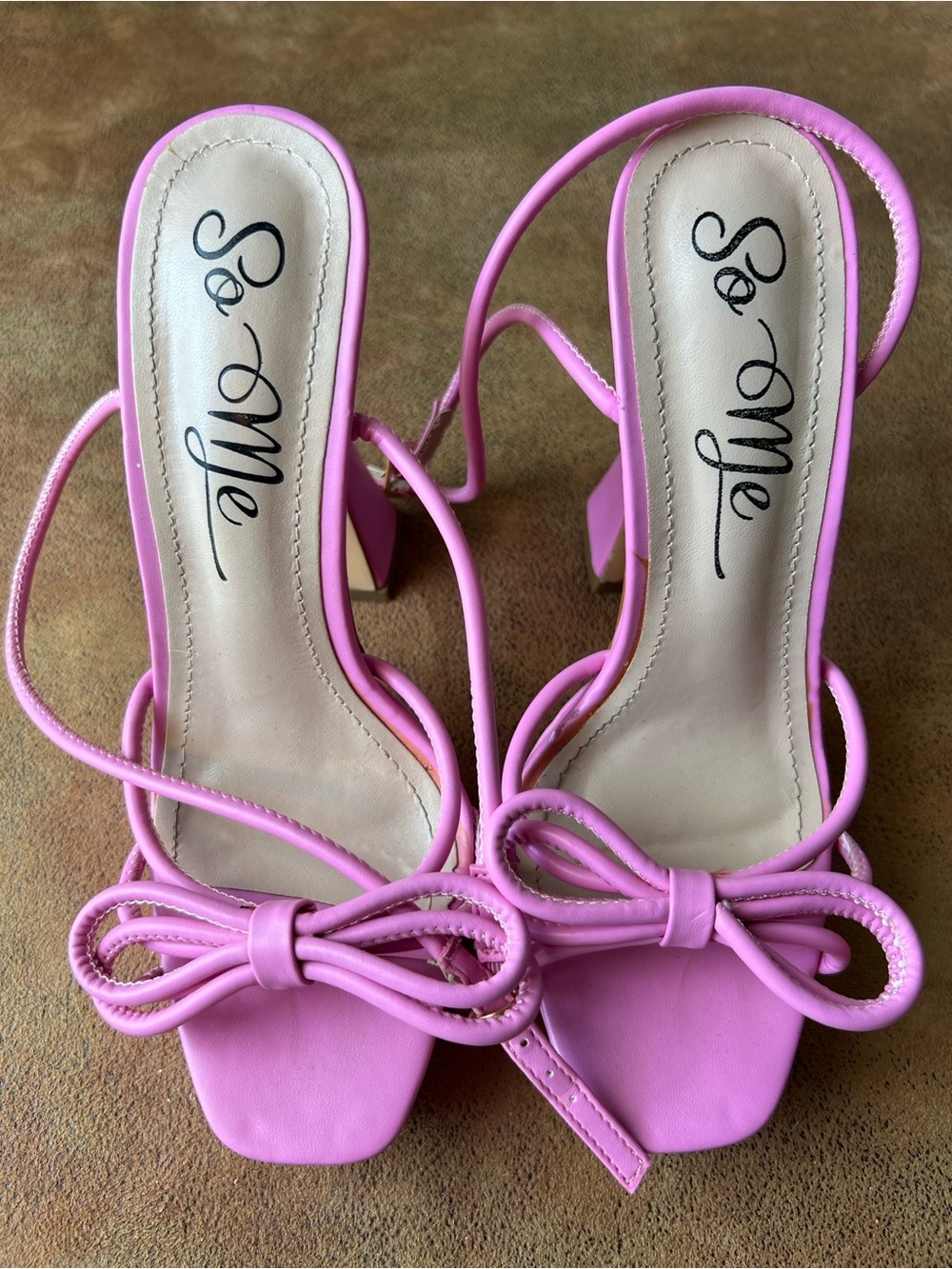 So Me Bubblegum Pink Strappy Bow Heeled Sandals. Size 6.5